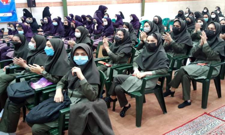 شرایط تحصیل دختران متاهل در مدارس روزانه