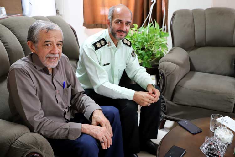 دیدار معاون فرهنگی اجتماعی کلانتری 130 نازی آباد از موسسه همیاران