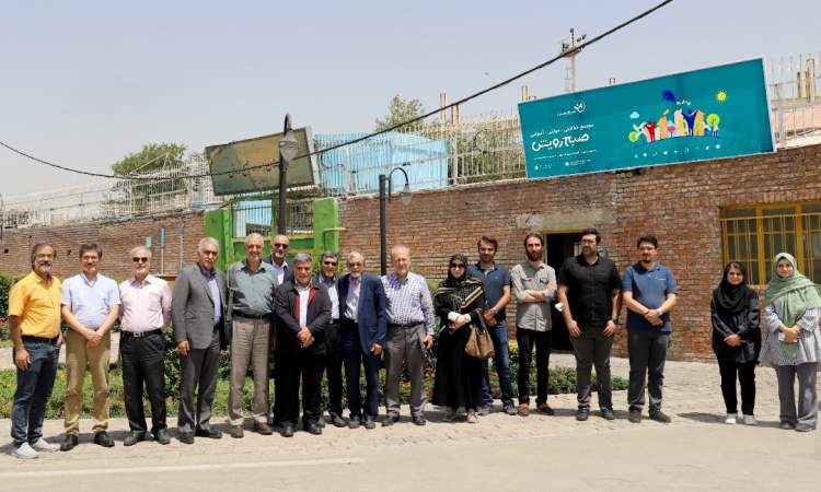 بازدید از مدرسه کودکان کار صبح رویش