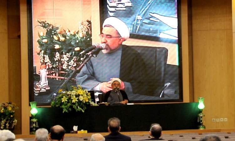 گزارش تصویری از مراسم یادبود حاجیه خانم فدوی (حجاریان)  <img src="/images/picture_icon.gif" width="16" height="13" border="0" align="top">