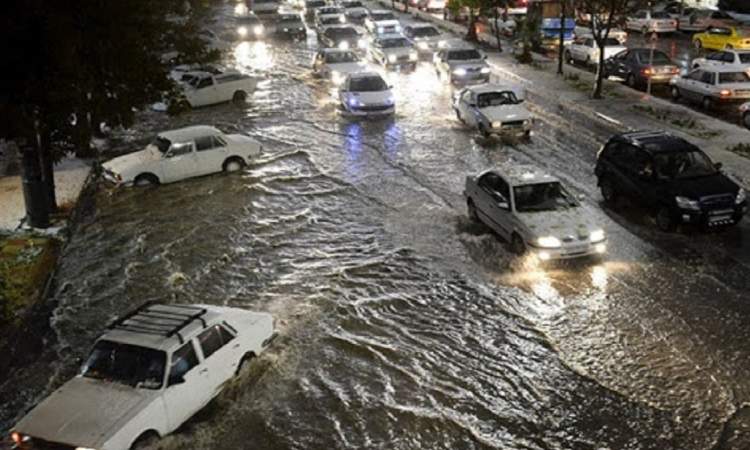 رگبار شدید باران در ۲۴ استان